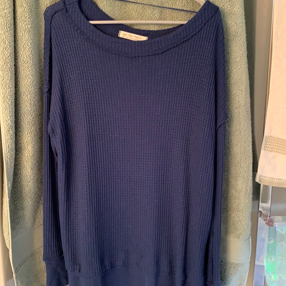NEVER WORN- WE THE FREE navy long sleeve super comfy thermal- oversized and long